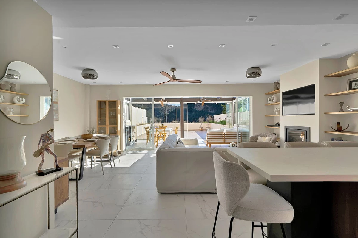 7-aa4cc561180b369757c0bb4af9886cd3