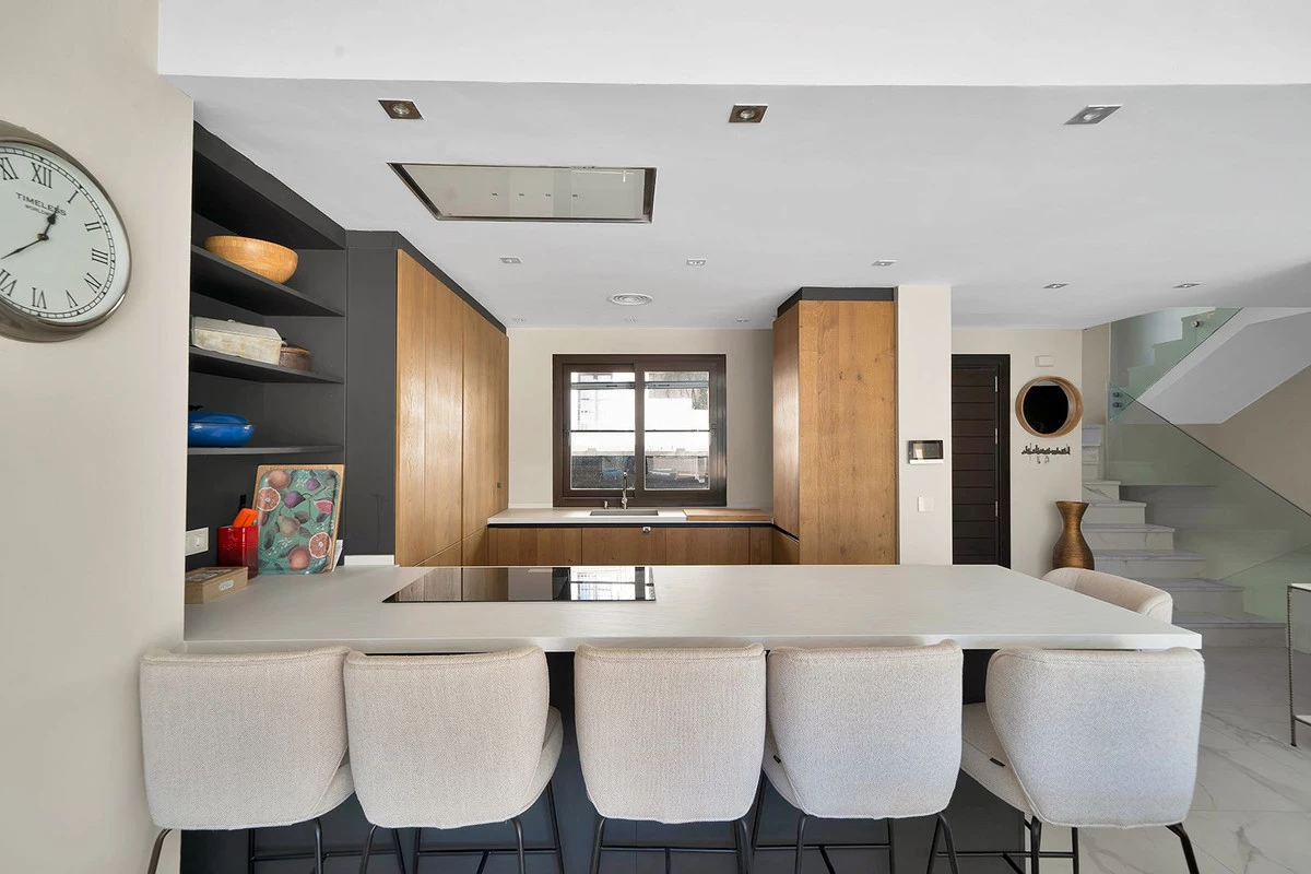 9-467d0cee5b725f3ef65f102a0c2e69c0