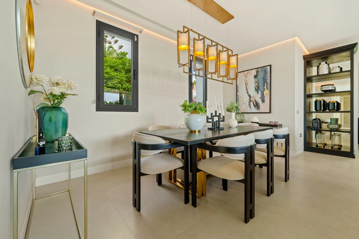 7-aa4cc561180b369757c0bb4af9886cd3