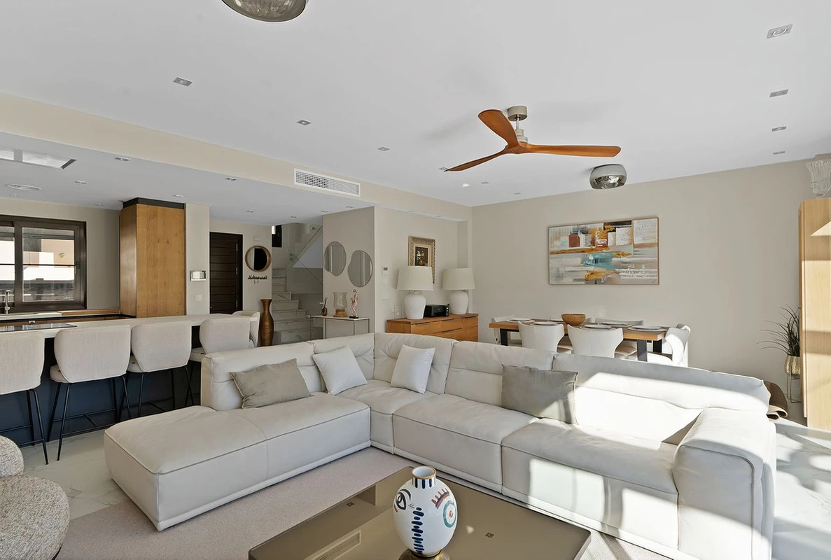 3-e898b2bb2a2fdfd06d2c39894dce8316