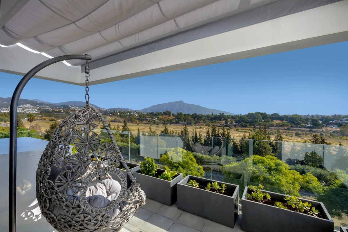 1-7980e48d732b6fc85c14b43b94d2aa54