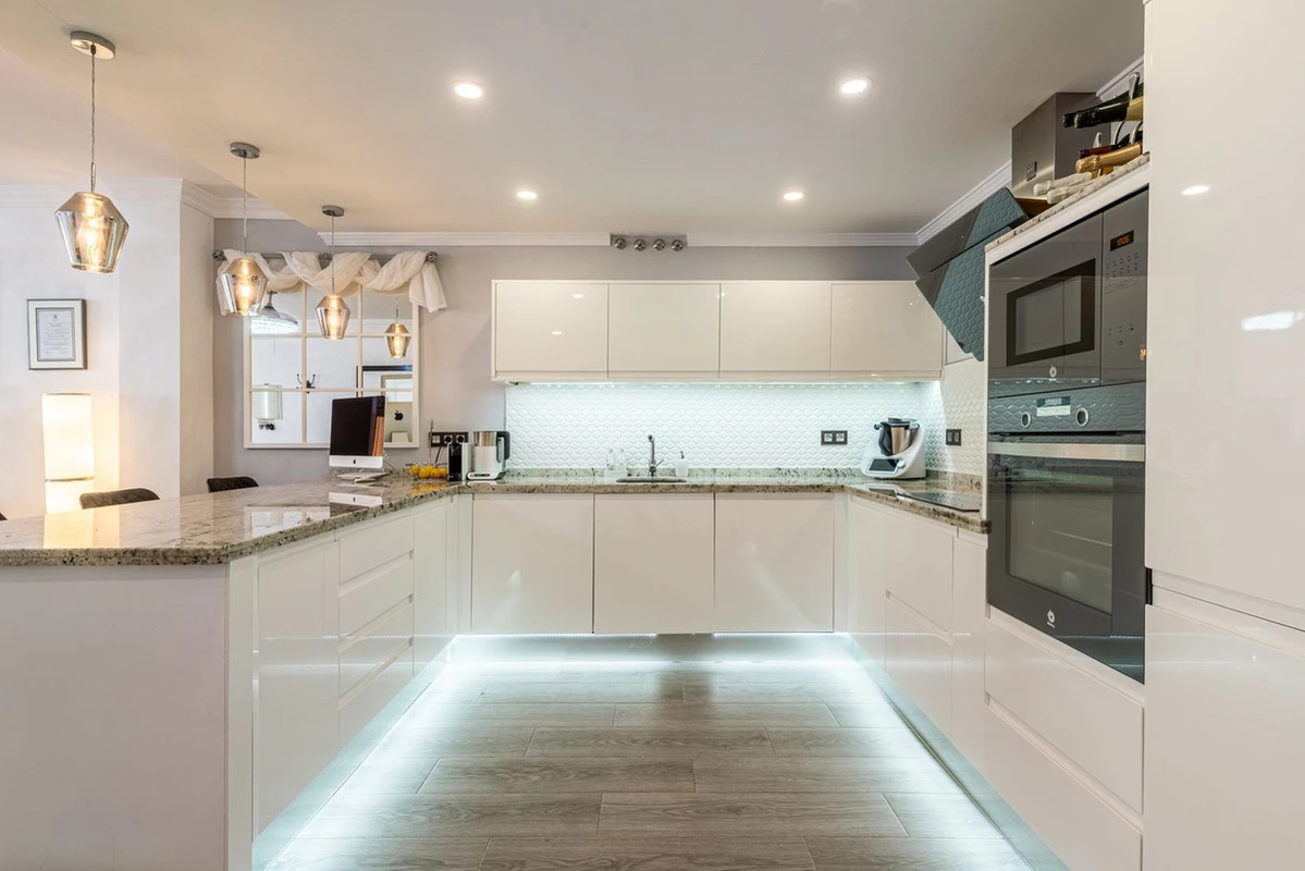 3-e898b2bb2a2fdfd06d2c39894dce8316