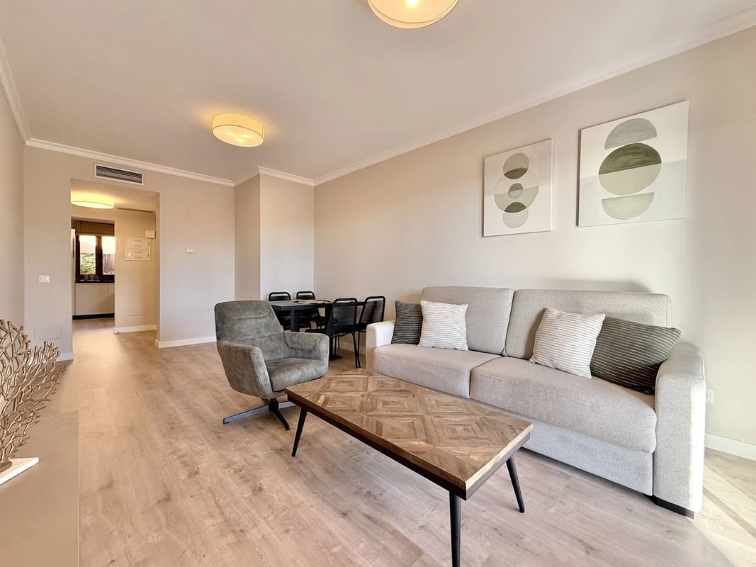 9-467d0cee5b725f3ef65f102a0c2e69c0