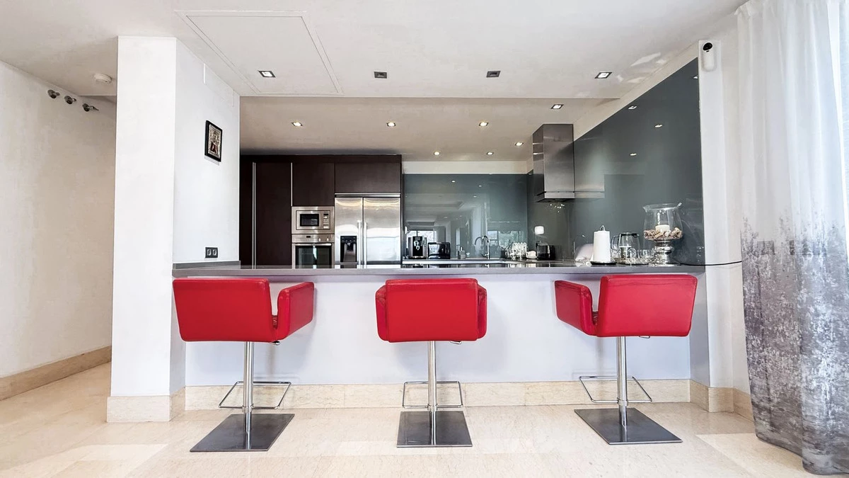 2-5bd7b9d04b45e33852eaf0ec6670150d