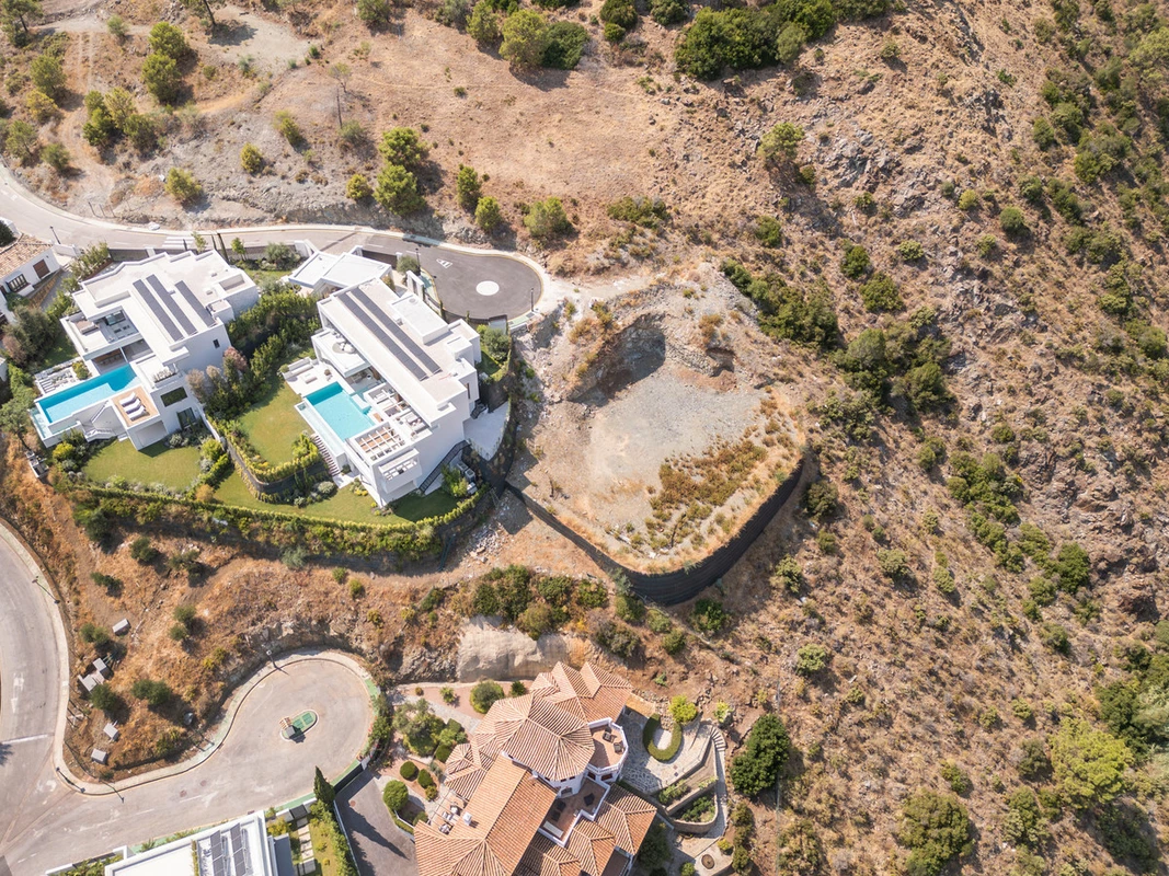 9-467d0cee5b725f3ef65f102a0c2e69c0