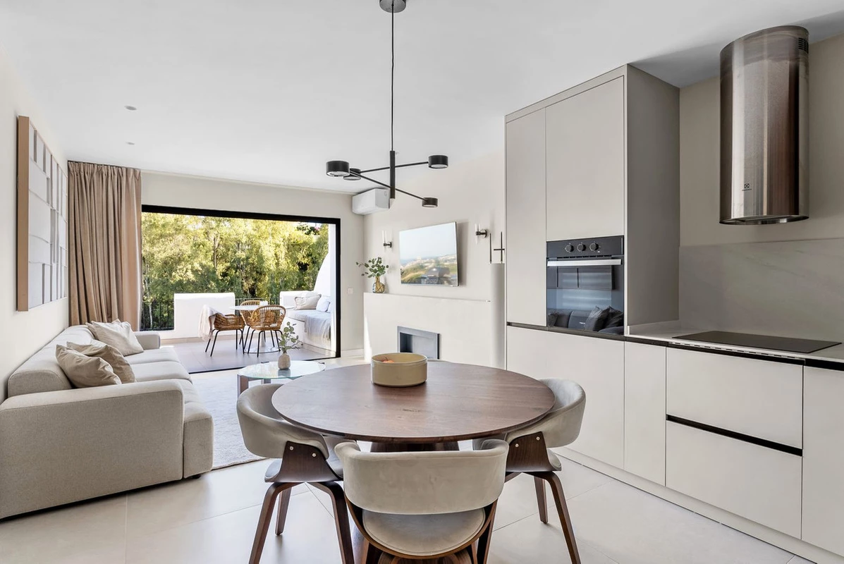 7-aa4cc561180b369757c0bb4af9886cd3