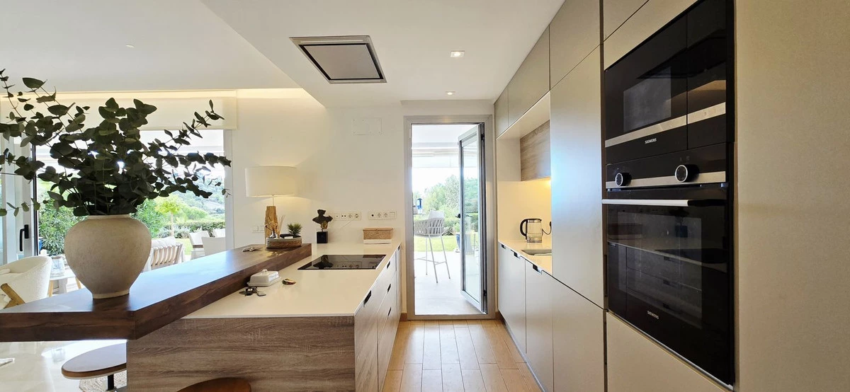 9-467d0cee5b725f3ef65f102a0c2e69c0