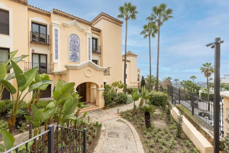 1-7980e48d732b6fc85c14b43b94d2aa54