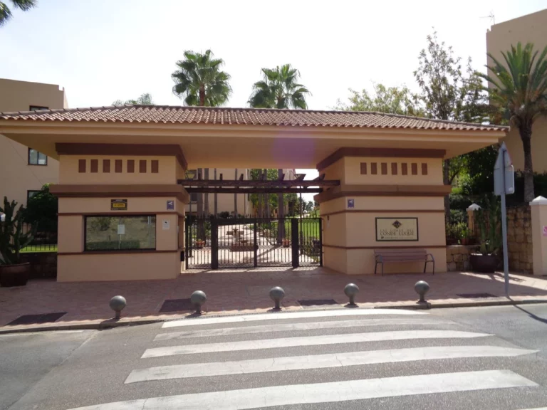 1-7980e48d732b6fc85c14b43b94d2aa54